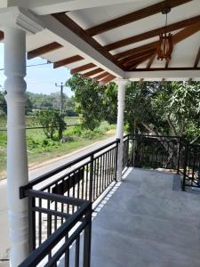 Mirissa sylph family guest