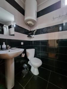 ARTAPARTMENTS-center