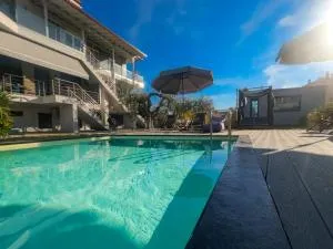 Berries Luxury Apartments - نيا موذانيا