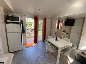 Campings Saint tropez-Gassin Bungalow LUXE 6 personnes : photos des chambres