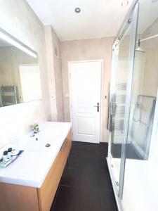 Le Canada - 2Pièces Croisette plage derrière le Carlton calme