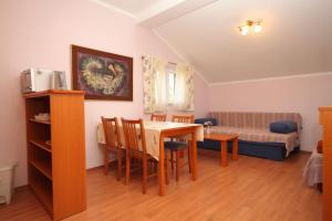 Apartments with a parking space Mlini, Dubrovnik - 8569