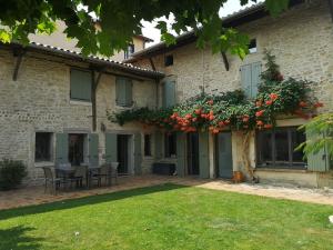 Maisons de vacances Gite de caractere en pierre dans la Drome 3 chambres : photos des chambres