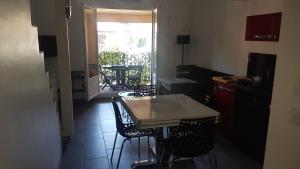 APPARTEMENT T3 - au calme - climatisé - plages à pied