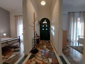 Niki Thalia Viros Apartment 1