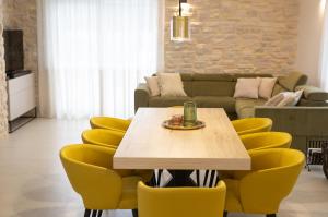 VILLA - BELLISSIMA Malinska with private heated pool and table tennis - smart TV