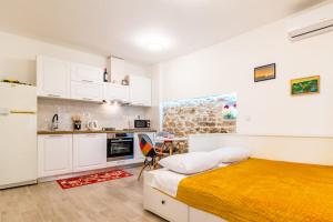 Studio apartman Mirela Kaštel Štafilić 