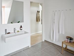 Aura Apartment Hotel