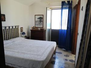 La cuspide blu