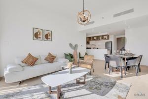 Gorgeous 2BR Apartment in Downtown Views II Downtown Dubai by Deluxe Holiday Homes