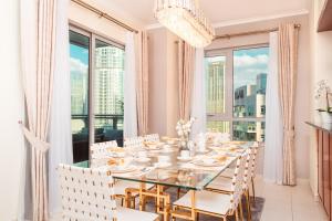 Elite Royal Apartment - Full Burj Khalifa & Fountain View - Luxurious - Largest Layout - Chairman