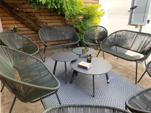 Appartements Joli T2 jardin parking proche gare centre ville : photos des chambres