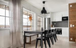 Gorgeous Apartment In Sysslebäck