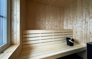 Gorgeous Apartment In Sysslebäck