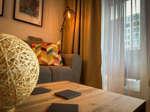 Streams Apartment with Garden and Free Parking