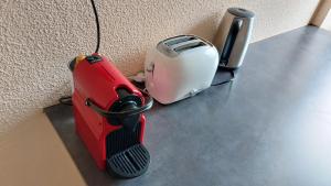 Appartements le Fossie - grand T2 - basique propre et fonctionnel avec parking : photos des chambres