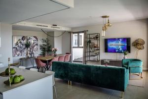 Luxury Serenity Benalmadena Sea and mountain view