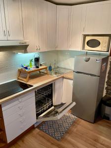 Bahia 1-2-21 1 ère ligne mer à Empuriabrava