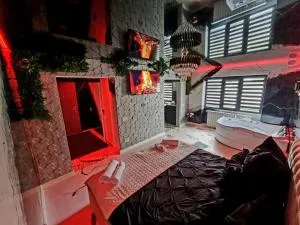 The Marble Room - Peştera-Bolii