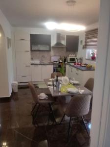 Apartma Nada, tu boste v centru poletnega utripa 