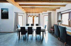 Les 2 Sapins - 10 personnes - Lits faits, Serviettes et ménage inclus