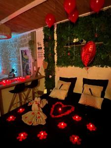 Appartements Les Spas de la mer, Suite & Spa, Love room, Plein Coeur du Grau : photos des chambres