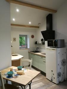 Appartements Gite Cote Jardin 2pers. : photos des chambres