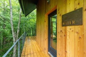 Tree Elements treehouse retreat