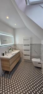 Maisons de vacances Maison cosy, RER direct PARIS et STADE DE FRANCE, proche ORLY : photos des chambres