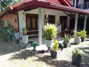 Isindu Holiday Home - Metarambe