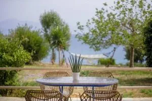 Alethea's Sea View Apartment - Kalamaki