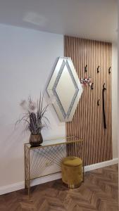 Sunny Home Self check in & out