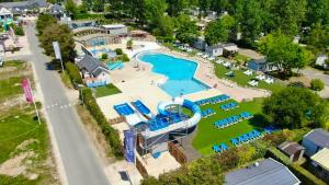 Maisons de vacances Bungalow de 3 chambres avec piscine partagee et jardin amenage a Onzain B : photos des chambres