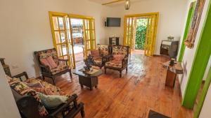 El Aguacate - Casa Tipica Cafetera Colombiana