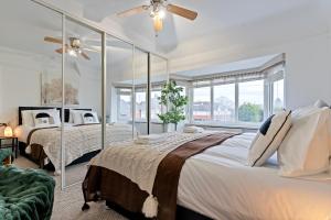 Birmingham Gem-Stylish 5 Bed house near NEC, BHX, HS2 - Huge Parking & Fast WiFi!