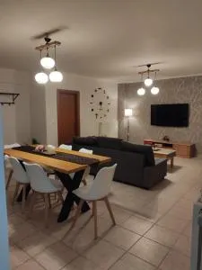 Rania's house - Áyios Pandeleḯmon