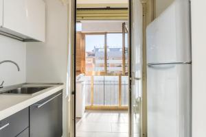 Maison Lumiere, Design Apt 5 min from Tiburtina Station