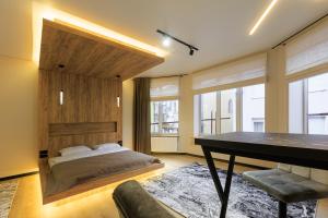 Discovery Garden apartments