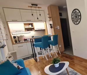 PLAVA ZVEZDA ZLATIBOR apartman u kompleksu Titova vila Zlatibor