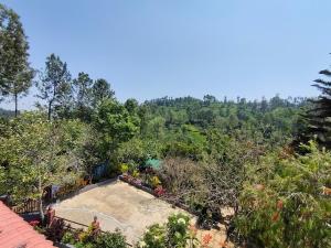 Silver Spruce 2BHK Entire Floor Kotagiri