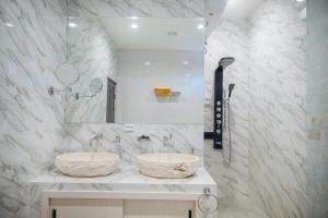 Villa Lora: Retreat for Tranquility and Bliss