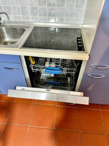 Möwenblick Bakenberg-41 Ferienwohnung mit Terrasse, Doppelbett, Schlafsofa, vollständige Komfortküche