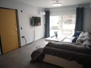 Ground floor apt. with garden, Timfristou 86 Chalandri