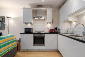 Park Place Court 2 - Close to Beach