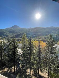 Serre Chevalier Studio 30 m2 coin montagne à 8 Minutes des Pistes