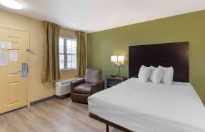 Extended Stay America Suites - St Louis - Westport - E Lackland Rd