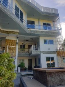 Elicon Suites