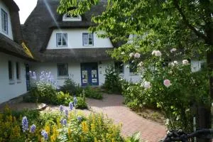 Achtern Diek 13a - Wohnung 2 - Klein Kirr