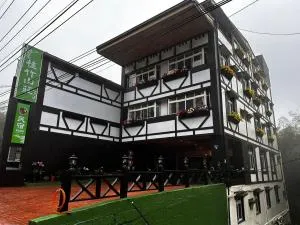 溪頭桂竹山莊民宿 - 东埔