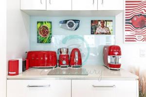 ZEN Tree Blossom: 3-BR Luxury Apt Near Waterfront